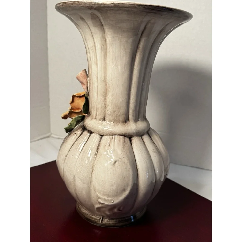 Vintage Italian Crown Capodimonte Vase 12